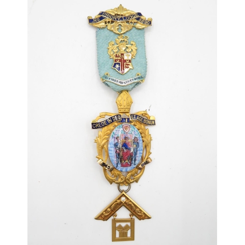 78 - 9ct gold in original leather box Masonic medal with enamel for Priory Lodge