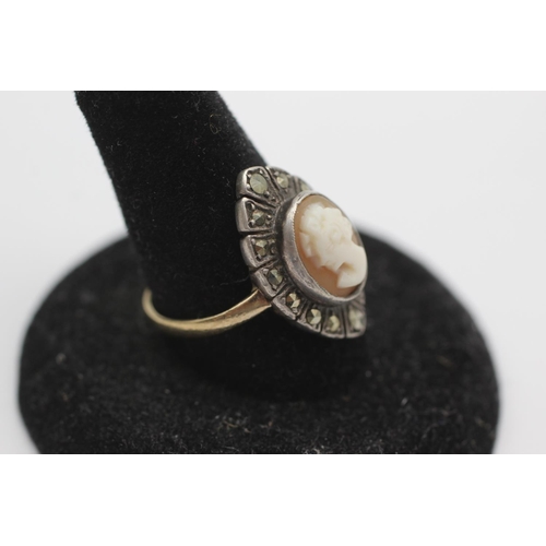 103 - 9ct gold & silver shell cameo & marcasite ring (3.4g) Size N