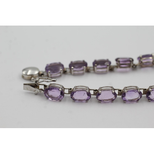 130 - 9ct white gold amethyst tennis bracelet (5g)