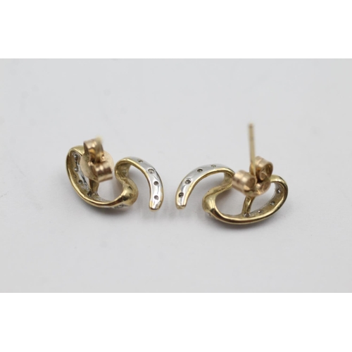 133 - 9ct gold diamond stud earrings (1.3g)