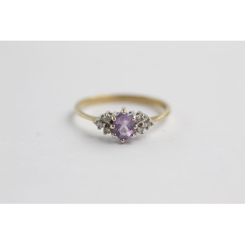 15 - 9ct gold amethyst and clear gemstone dress ring (1.4g) Size M