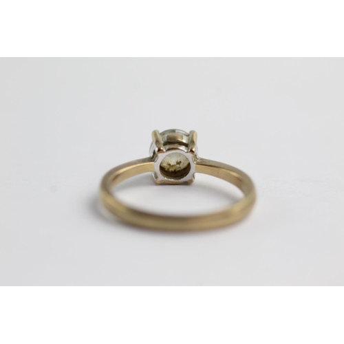 172 - 9ct gold clear gemstone solitaire ring (2.6g) Size M