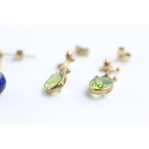 198 - 2 x 9ct gold paired gemstone drop earrings inc. lapis and peridot (5.6g)