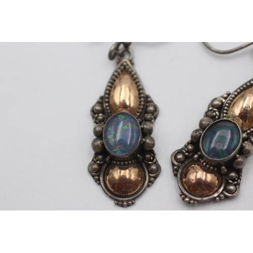 211 - 22ct gold & sterling silver opal ornate drop earrings (9.8g)