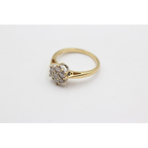 271 - 18ct gold diamond cluster ring (3.2g) Size K