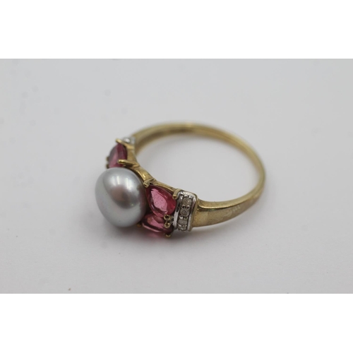 276 - 9ct gold pearl, diamond & tourmaline ring (3g) Size P