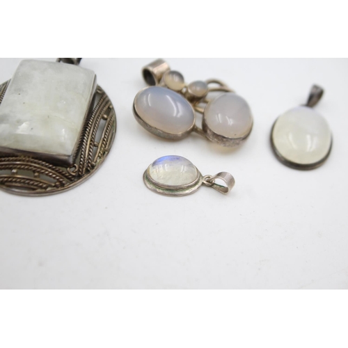 326 - 4 X Vintage Sterling Silver Moonstone Pendants (61g)