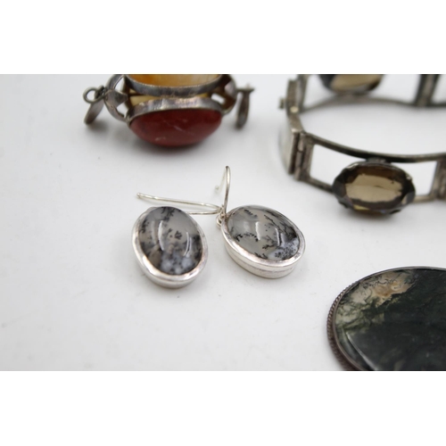 341 - 4 X Vintage & Antique Sterling Silver Quartz, Agate & Jasper Jewellery (66g)