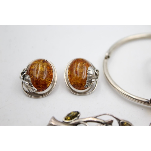 342 - 5 X Vintage Silver Foliate Amber Jewellery (43g)