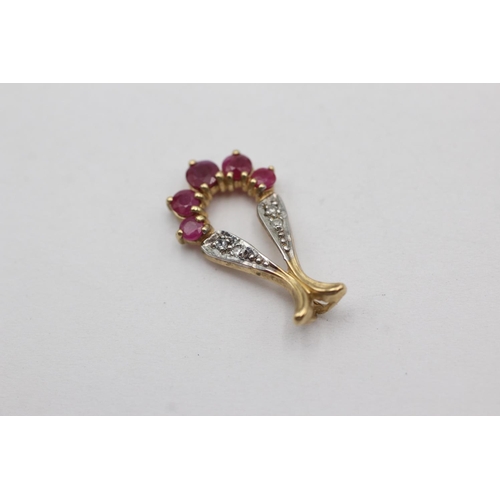 35 - 9ct gold ruby & diamond pendant (1.1g)