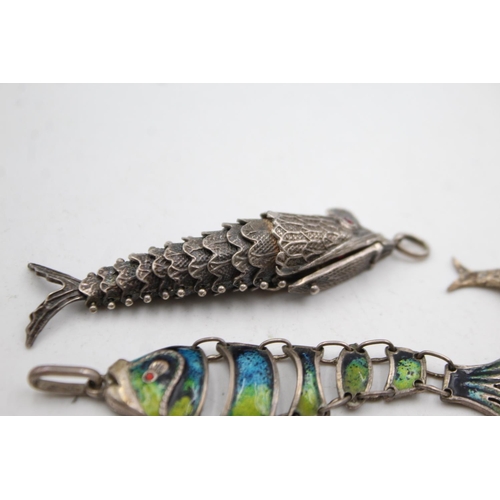 358 - 3 X Vintage Sterling Silver Articulated Fish Pendants (36g)