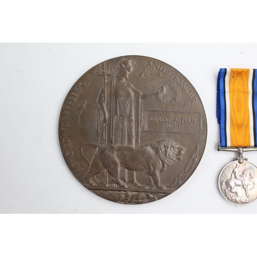 388 - WW1 Death Plaque w/ Medal Pair To Ernest Arthur Knight, Palace Letter, Folder