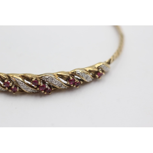 39 - 9ct gold ruby & diamond detail bracelet (5.8g)