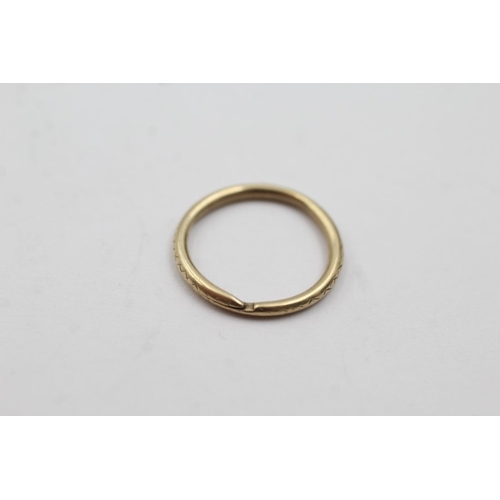 4 - 10ct gold antique split ring (0.9g)