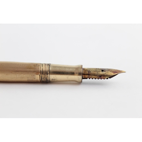 473 - Vintage WAHL Eversharp Gold Filled FOUNTAIN PEN w/ 14ct Gold Nib WRITING (17g)