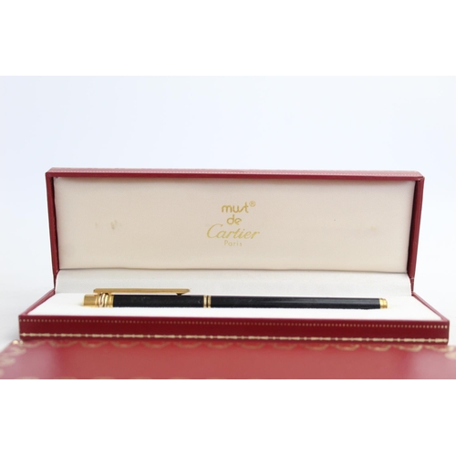 478 - MUST DE CARTIER Black Lacquer FOUNTAIN PEN w/ 18ct Gold Nib WRITING Boxed