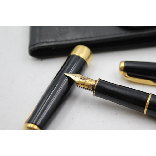 521 - PARKER Sonnet Black Lacquer FOUNTAIN PEN w/ 18ct Gold Nib, Ballpoint, Case Etc