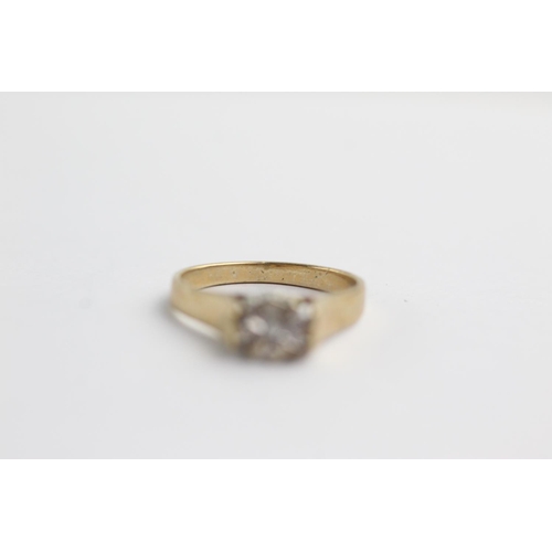 6 - 9ct gold illusion set diamond ring (2.8g) Size O