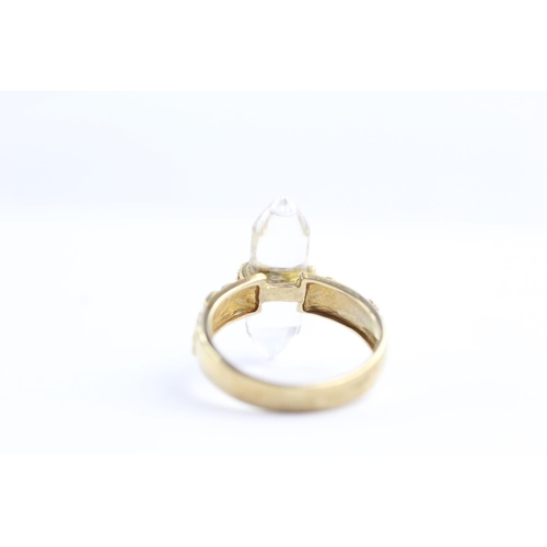 61 - 9ct gold clear gemstone fronted ring (4.1g) Size O