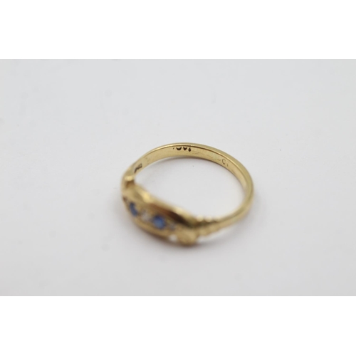 66 - 18ct gold antique diamond and sapphire ring (2.1g) Size J