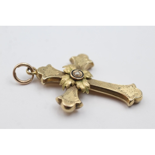 67 - 15ct gold antique pearl and enamel set cross pendant (10.7g)