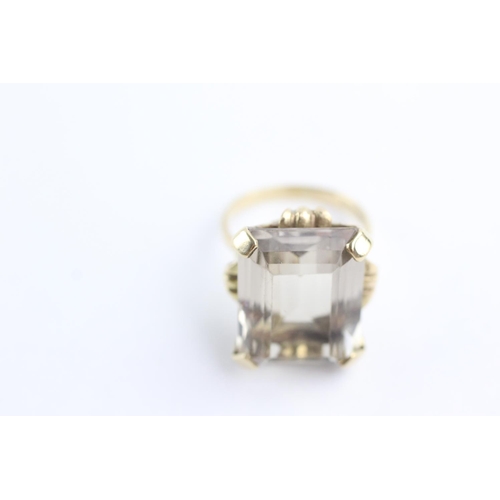 86 - 9ct gold ornate framed smokey quartz dress ring (8.9g) Size O