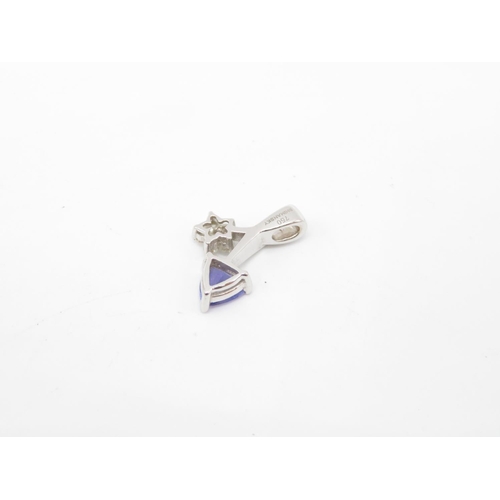 236 - 18ct white gold diamond & tanzanite pendant (2g)