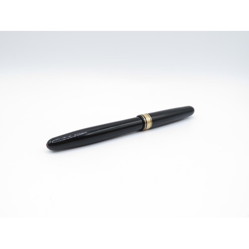 515 - Vintage OMAS 555S Black FOUNTAIN PEN w/ 14ct Gold Nib WRITING