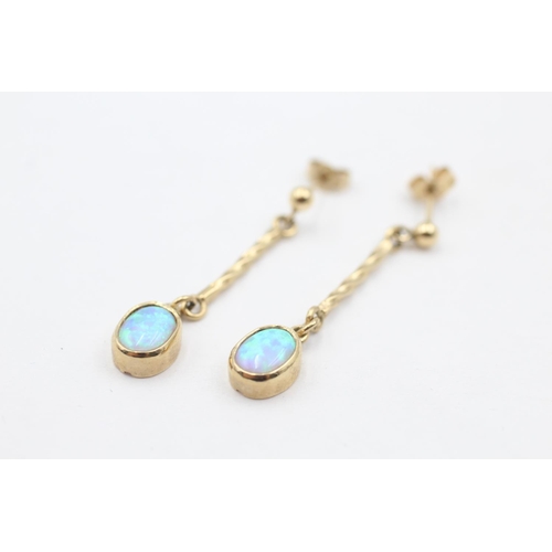 20 - 9ct gold opal drop earrings (2.6g)