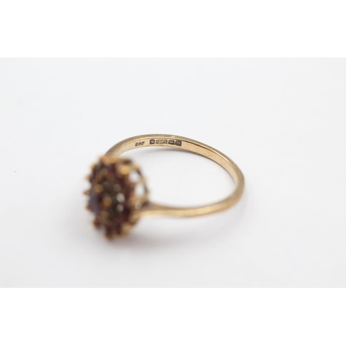 24 - 9ct gold garnet cluster ring (2.8g) size Q