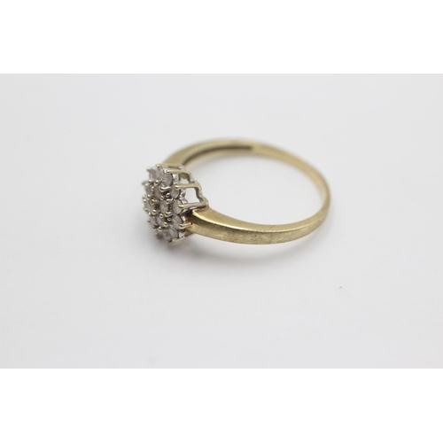 60 - 9ct gold diamond cluster ring (2.4g) size S