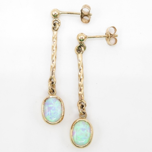 20 - 9ct gold opal drop earrings (2.6g)