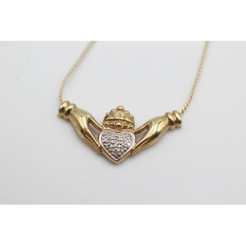 107 - 9ct gold diamond detailed claddagh necklace (4.3g)