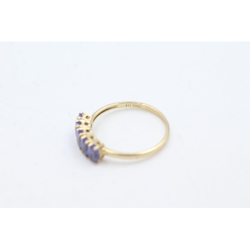 19 - 9ct gold tanzanite fronted ring (1.7g)  Size Q