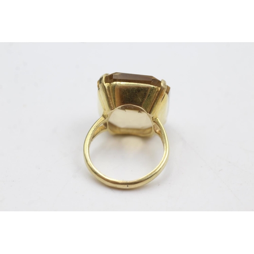 22 - 14ct gold citrine cocktail ring (8.1g)  Size K