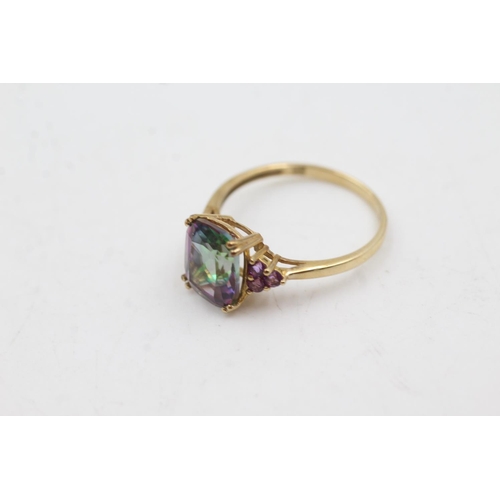 23 - 9ct gold mystic topaz & amethyst ring (2.2g)  Size Q