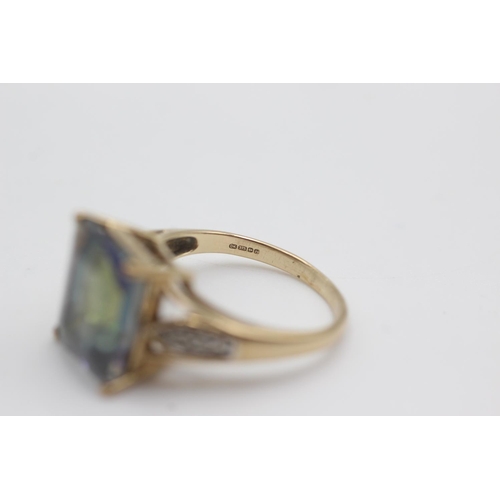 42 - 9ct gold diamond sided mystic topaz ring (3.8g)  Size M