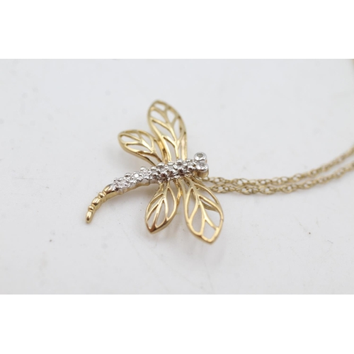 44 - 9ct gold dragonfly on chain with diamond detail (1.7g)