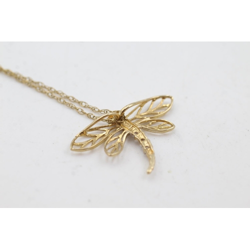 44 - 9ct gold dragonfly on chain with diamond detail (1.7g)