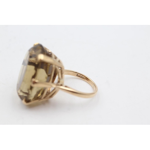 51 - 9ct gold smoky quartz cocktail ring (12.4g)  Size N