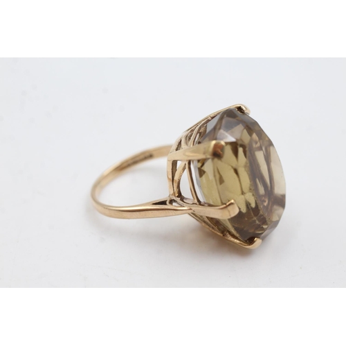 51 - 9ct gold smoky quartz cocktail ring (12.4g)  Size N