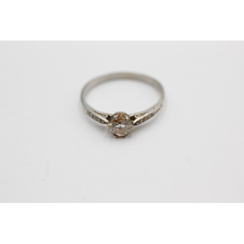 108 - 18ct white gold diamond solitaire ring (2g)  Size N