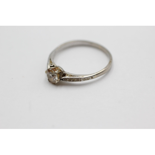 108 - 18ct white gold diamond solitaire ring (2g)  Size N