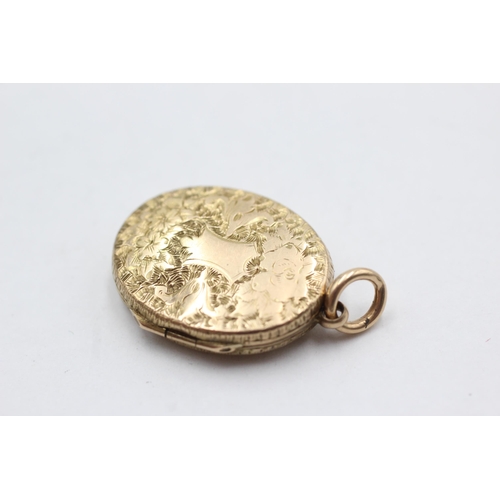 135 - 18ct gold back & front antique locket (3.2g)