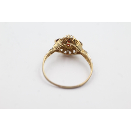 159 - 9ct gold diamond & garnet fronted ring (2.1g)  Size  U