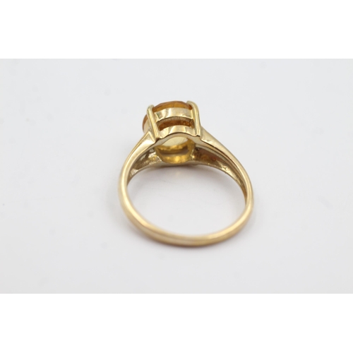 200 - 9ct gold citrine ring (3.5g)  Size N