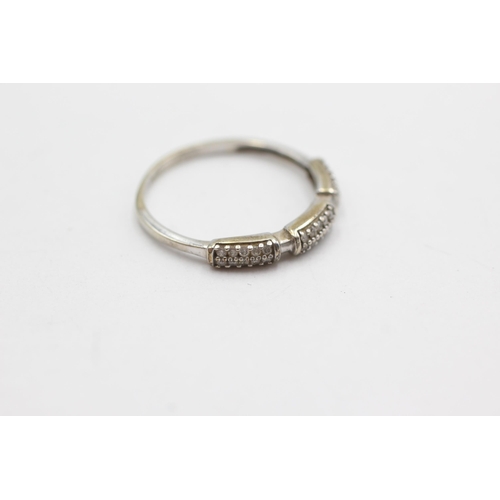 213 - 9ct gold diamond fronted band ring (1.9g)  Size  S