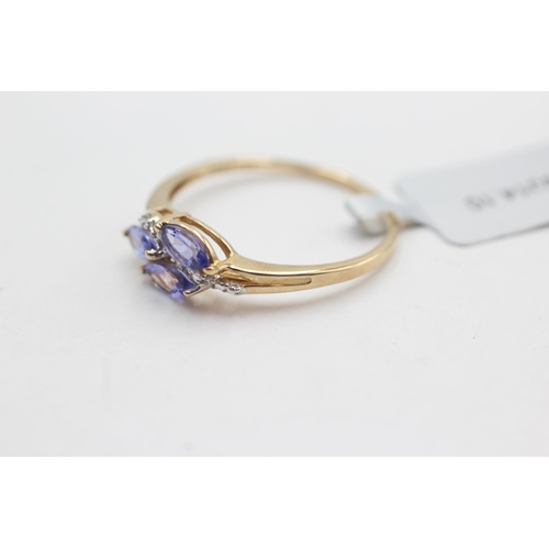 23 - 9ct gold diamond & tanzanite dress ring (1.7g)  Size  U