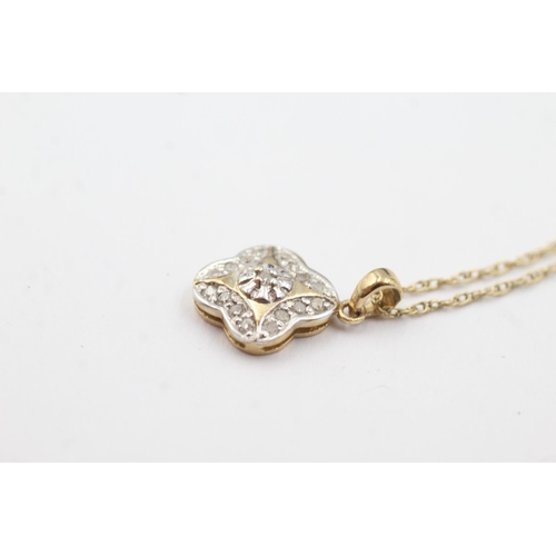 276 - 9ct gold diamond detailed pendant on chain (1.8g)