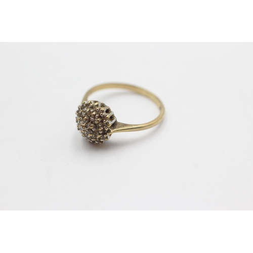 282 - 9ct gold diamond cluster ring (2.3g)  Size O